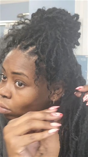 Soft loc install and chat with me #selfcareroutine #softlocs