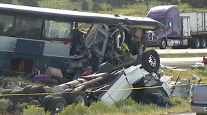 Officials investigate cause of New Mexico bus crash that killed 7