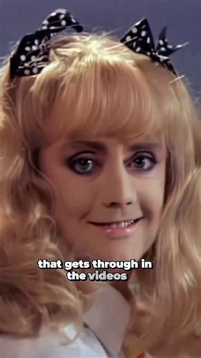 Roger Taylor & John Deacon talk about the making of videos for Queen. #queenband