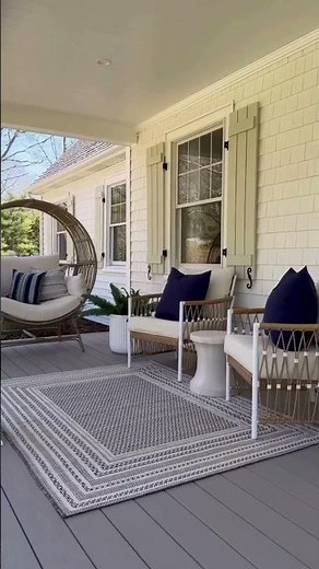 Stylish Summer Front Porch Decor for a Cozy Outdoor Vibe!
