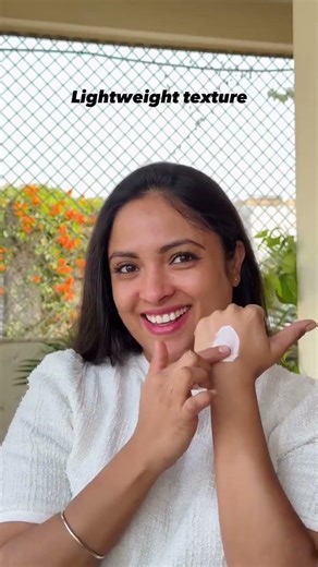 For me its 10/10 😍 Give it a try #swissbeauty #realmakeupbase #highlighting primer