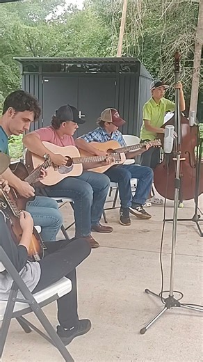 Listen to these boys tearing up "Alabama Jubilee!" This was from our camp performance at the music school where I teach. Junior Appalachian Musicians, Inc | The Biscuit Eaters