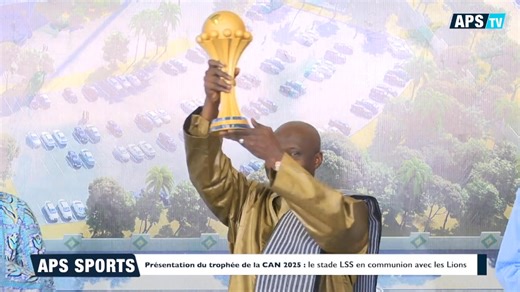 Le stade Léopold Sédar Senghor a vibré vendredi, à l’occasion de la présentation officielle du trophée de la Coupe d’Afrique des nations de football Maroc 2025, brillamment remporté par les Lions du Sénégal. Présidée par la ministre de la Jeunesse et des Sports, Khady Diène Gaye, la cérémonie s’est déroulée dans une atmosphère de ferveur populaire et de fierté nationale. Autorités sportives, membres du staff technique et supporters ont communié autour de ce sacre continental, symbole de l’excell