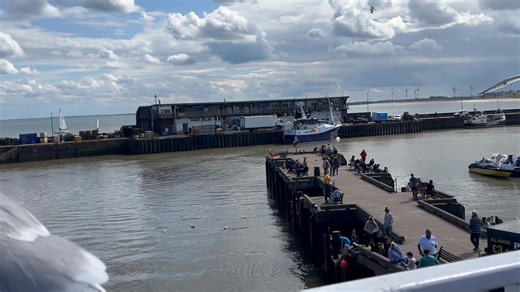Bright and bustling Brid… A busy half term Wednesday in sunny Bridlington… even the weather is behaving. | Bridlington Echo