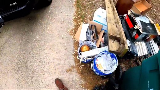 4.7K views · 97 reactions | Street Scrapping - Wow we found alot ! ♻️ Look What I Found here in The Trash  Follow me to get you all new 鹿 #dumpster #dumpsterdiving #fyp #dumpstertoday #free #recycling #thescavanger #scavanger #usa #canada | Trash treasures | Facebook