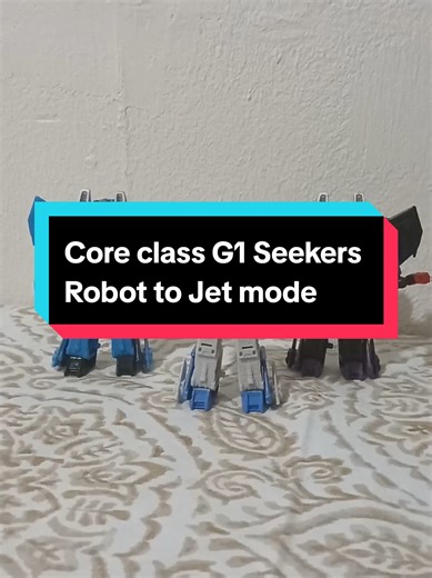 Legacy Core Class G1 Starscream, Thundercracker and Skywarp Transformation #transformers #autobotsvsdecepticons #Decepticons #hasbro #CoreClasstransformers