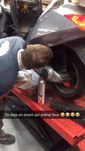 #aprilia #atlantic #feux #scooter #mecanique