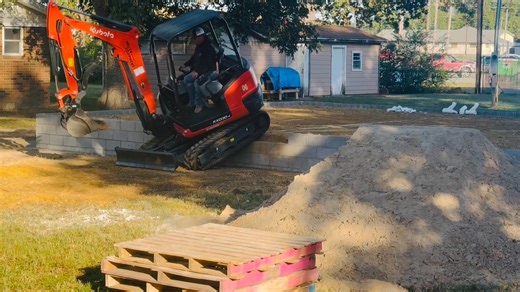 1.7K views · 23 reactions | Respect the Hoe. (Not that kind, y’all ) Heavy equipment, heavy hustle. #HHPlumbingSolutions #TrackhoeTough #PlumberEnergy | H&H Plumbing Solutions | Facebook