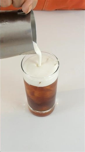 How to make Salted Cream Cold Brew. #caferecipes #bychao
