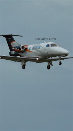 Embraer Phenom 100 | N18YP | Landing at Naples Airport #planespotting #bizjet #aviation #privatejet #aviationphotography #embraer #Embraer | SK Airplanes