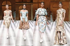 Potret Busana Klasik Elegan Khas Ratu Perancis Karya Sebastian Gunawan | Nova