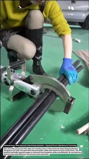 Extreme Heavy-Duty Hydraulic Cable Stripping Machine | Industrial Power Cable Recycling Technology.