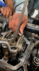 How to valve lock adjustment skills ⚙️ #shortsfeed #technology #skills #usa #automobile #mechanical #truckdriver | Pro Engineer