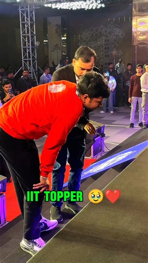 RESPECT FOR ALAKH SIR 🥹❤️🙏|| Ft-Alakh Sir #physicswallah #alakhsir #shorts #trending #viral