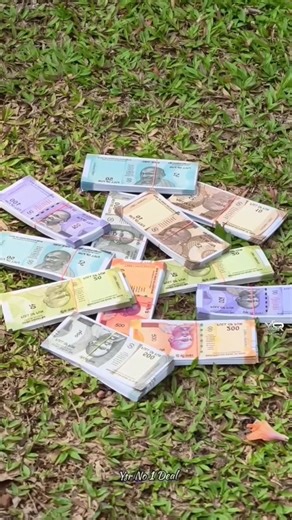 Teach Kids Money Management! 💸 600 Pcs Play Money Set #shorts
