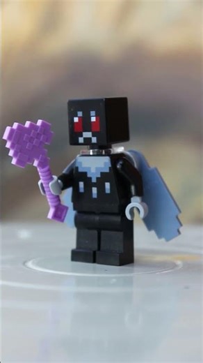LEGO 21586 MINECRAFT - The Pale Garden - Mothman Minifigure #lego #minecraft #mothman