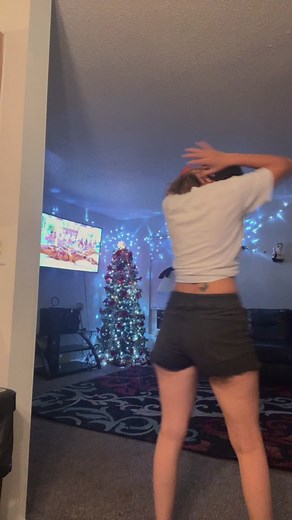 🦋Faviola Valle🦋 (@faviolavalle)’s videos with Sopa de Caracol - Los Roland's