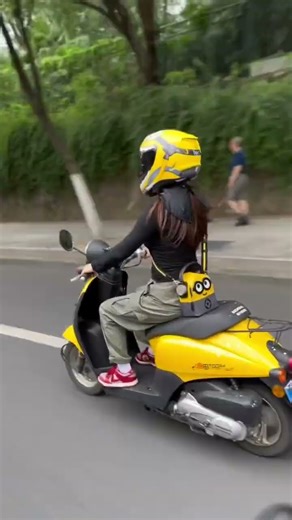 #hjc小黄人 #本田自由50 #honda Honda Freedom 50cc 小摩托车 small motorcycle