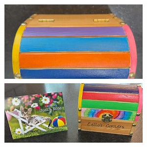 We arrived home today from our Kentucky trip to a very beautiful and thoughtful hand-made gift from a very special person. This lovely wooden box includes all the colors of our pack - both past and present. I absolutely LOVE it!! Also in our gift box was a yummy bag of treats that I failed to include in the photo before adding them to our empty treat jar! Thank you from the bottom of our hearts! | Cello's Corner