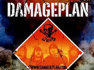 DAMAGEPLAN LIVE - LIVE IN MONCTON (RARE)