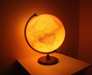 Antique lamp globes - 10 ways to decorate your home - Warisan Lighting