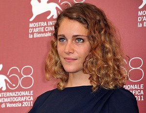 Ariane Labed se une a elenco de 'Assassin's Creed' junto a Fassbender y Cotillard