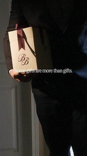 Make your gift-giving moment one to remember with the 2025 limited-edition Benny Bear you'll only find at Ben Bridge. This year's adorably dapper brown bear has a secret compartment to hide a gift they'll cherish season after season. Your complimentary gift with purchases of $180 or more while supplies last. | Ben Bridge Jeweler