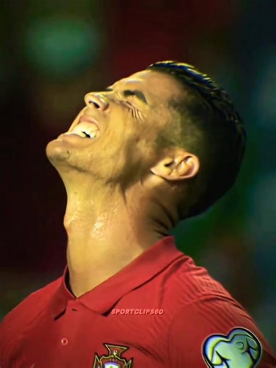 CRISTIANO RONALDO MOMENTS😂😀#cr7#cristianoronaldo #goat #shortsfeed