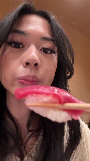 me eating endless tuna omakase at tsumo uws! | omakase