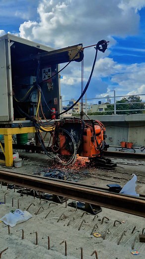 Flash Butt Welding (FBW) is a widely used, high-quality method for joining rails in railway and metro systems due to its strength and efficiency. The term "metro welding machine fbw in railway" generally refers to a Mobile Flash Butt Welding (MFBW) machine specifically designed for on-site rail welding in metro and mainline railway construction and maintenance. Key Aspects of Metro/Railway FBW Machines Process: FBW is an electric resistance welding process where rail ends are clamped, heated by 