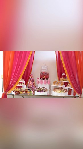 Buffet de Brunch sucré salé by FruitsParadise ( La décoration de la table est offerte par FruitsParadise aux résidents de Sousse 🎁) 📞94872226 📍Sousse #brunch #bridetobe #anniversaire #عروسة #حمام #FruitsParadise #Sousse #events | Fruits Paradise