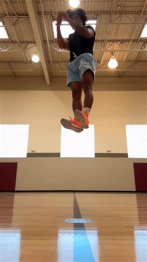 Yaoan Fitness | Vertical Jump & Athleticism Coach | This will always be my go to HIGH VOLUME plyometric workout! Get over 40’ training this way! #basketball #dunk #athlete #sport #volleyball... | Instagram