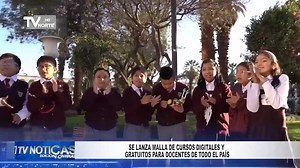 La Fundación Telefónica Movistar lanzó una malla de cursos digitales gratuitos para ofrecer a los docentes de todo el país la oportunidad de potenciar sus conocimientos y habilidades digitales aplicados en la enseñanza en el aula, así como explorar nuevas estrategias educativas que impacten en los escolares con aprendizajes adaptados a las demandas y desafíos actuales. Los interesados pueden inscribirse a través del portal www.educared.fundaciontelefonica.com.pe, donde podrás acceder a cursos co