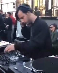 11K views · 2.3K reactions | ‘VINYL DJ’S DO IT BETTER’  Proper little rocket fuel this track it’s got enough slap to make it full power funk as @johndimasmusik does the one two step! 睊 ID Culture : ??? DM ‘Unreleased’ to access our Unreleased Archives ⚠️ #idculture | Kiku Music | Facebook