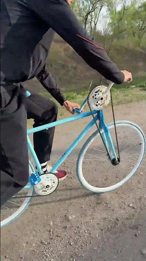 Pedals to the front, pedals to the back. Power? Everywhere. 💪 #diybike