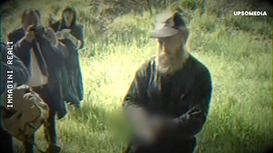 154K views · 824 reactions | Nel 1991 è andata in onda in diretta una delle vendette più ricordate nella televisione britannica. Un uomo ha aperto il fuoco contro un consigliere comunale per un motivo alquanto insolito. Questi sono gli ultimi momenti di un uomo iracondo che avrebbe tenuto testa a chiunque si sarebbe interposto tra lui e i suoi sogni. | Enigma | Facebook