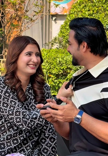 Pyar cheez he aisi ha bechari lrki kya kry.#fyazkhan81 @RkBilal @meerabjuttmj