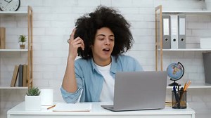 El primer paso para completar la FAFSA es crear tu FSA ID. Si aún no lo has creado, conoce cómo hacerlo aquí: uagm.edu/fsa-id #75deUAGM #ForjandoLíderes #SomosComoTú #UAGM | Universidad Ana G. Méndez Recinto de Cupey