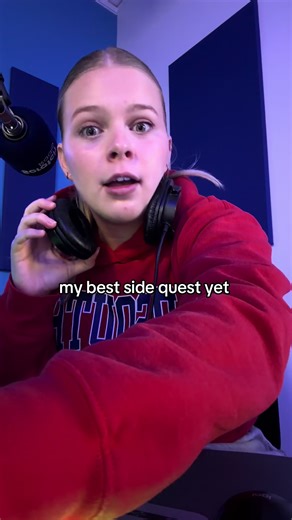 Live Thursdays 11-12 on scratch radio !!!📻