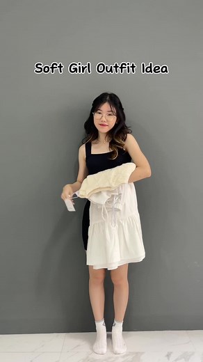 sekali2 bikin outfit yg feminim pake rok berasa manis ceunah🤏🏻🌼 #softgirlaesthetic #softgirl #girlyoutfit