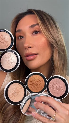 NARS Cosmetics on Instagram: "Light without limits. ✨ Double your shine with @baileyvalente’s light-catching, layered look using Light Reflecting Luminizing Powder in Total Eclipse and Ophelia for a sky-high sheen."