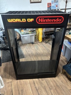 World of Nintendo ULTRA RARE AUTHENTIC video game display case store display | eBay
