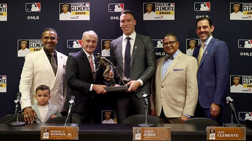 Judge wins Roberto Clemente Award