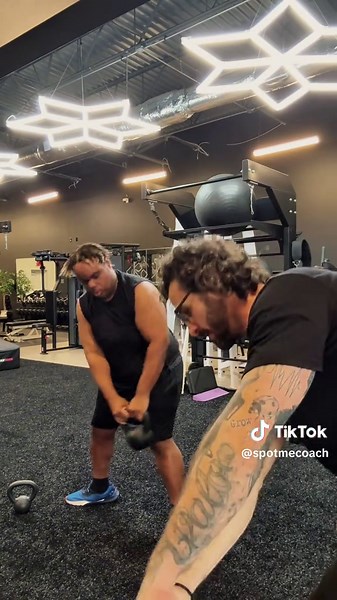 Getting after it with Dez @NEWD (gym) - Hendersonville TN #hendersonville #tn #gym #workout