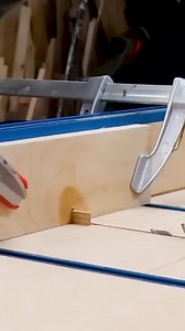 I built a simple finger joint jig! 🤩 #TableSaw #WoodworkingTips #DIYProjects #Joinery #BoxJoint #Craftsman #WoodworkMagic #FingerJoint #WoodworkingMadeEasy #DIYWoodworking | 3x3 Custom