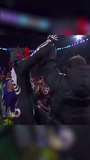 SAÚL "CANELO" ÁLVAREZ in AAA #luchalibreaaa #luchalibre #guerradetitanes