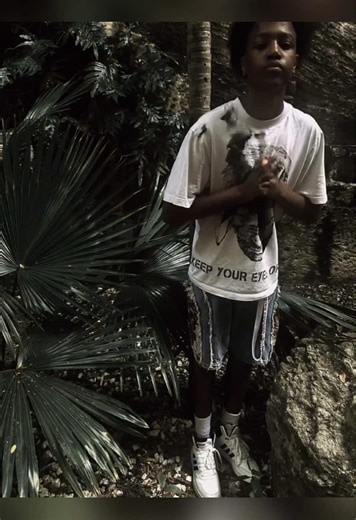 #CapCut how to do the uchiha tutorial itachi uchiha crows tutorial itachi turns into crows itachi uchiha calling crows itachi uchiha army of crows itachi using his crows how to use itachi crows in storm how to do Itachi Uchiha crow tutorial how to do Uchiha jutsu tutorial Itachi Uchiha crows edit tutorial how to use Itachi crows in Naruto Storm how to edit Itachi turning into crows in CapCut Itachi Uchiha crow clone effect tutorial Itachi cosplay crow summoning edit guide Itachi crows genjutsu C