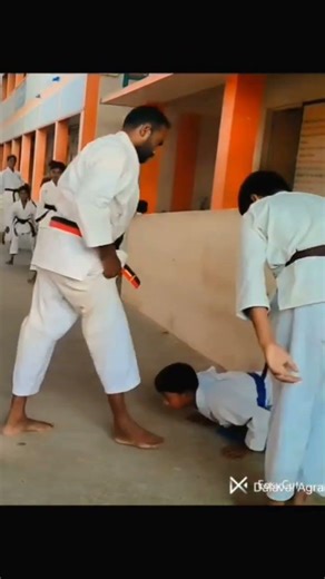 funny and twist 🥳🥳🤩🤩