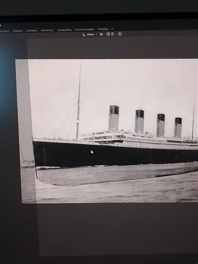 Adjusting Tilt on a Detailed 3D Titanic Model