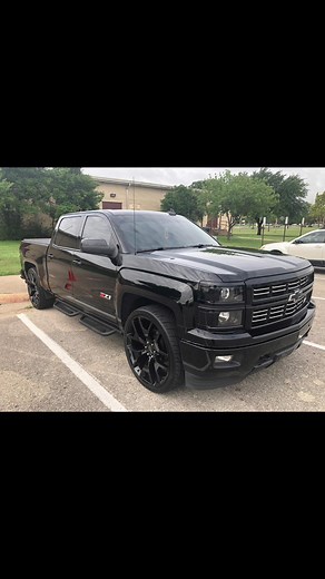 Check how I transformed this 2015 Chevy Silverado. 2015 Chevy Silverado LTZ leveled on 26’s #gmc #gmcdenali #yukon #chevy #escalade #tahoe #suv #lowered #whips #rides #makeover #restoration #whipgameproper #silverado #gmcsierra #sierra #picktruck